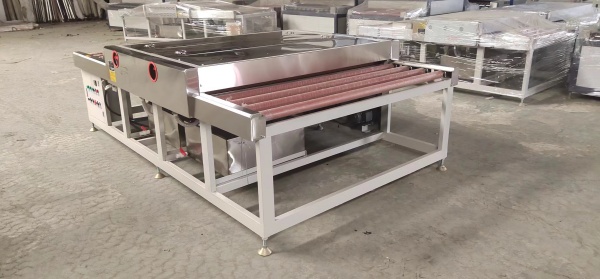 臥（wò）式玻璃清洗機哪家好,還是信任老廠子老品牌